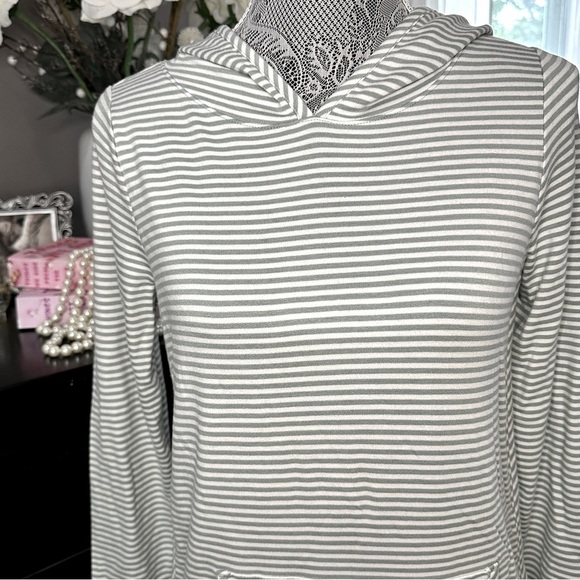 Market & Spruce Sage White Striped Lightweight Hoodie Size S - Picture 3 of 13